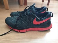 Buty NIKE FREE 5.0 Trainer rozmiar 43 stan bardzo dobry