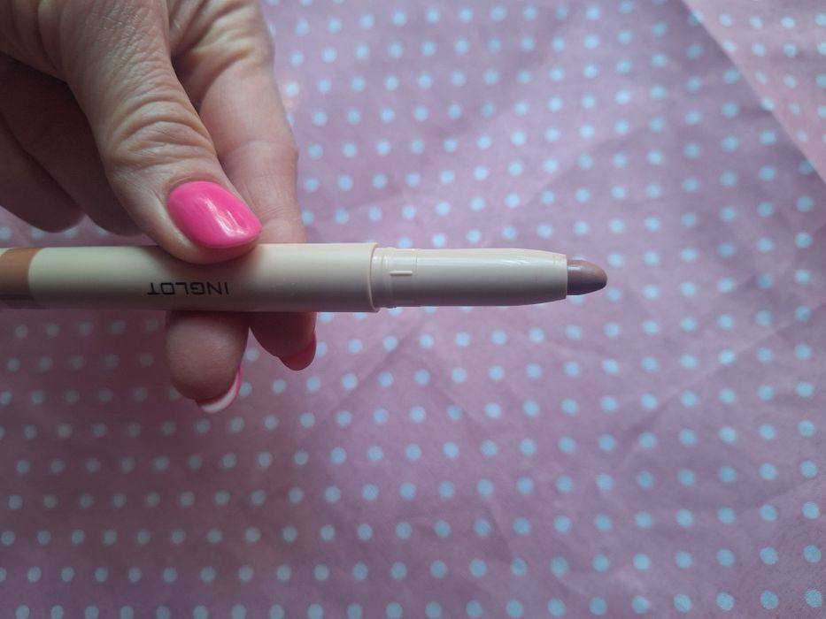 Inglot vvet define 67 light nude ołówek do ust