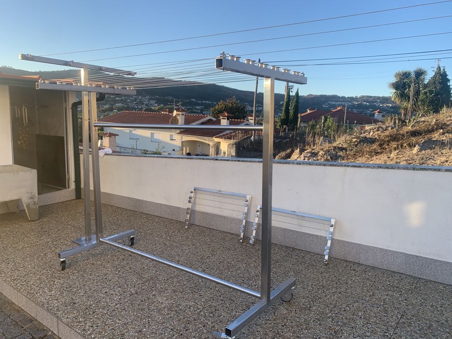 Super promoçao estendal  em inox fixos ou rolantes no nosso modelo stand  disponível para entrega mediata