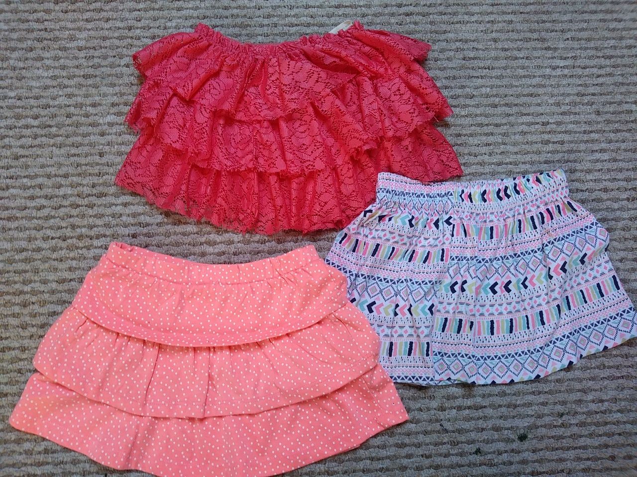Spódniczki dziewczęce r. 86 na lato, różowa, koronka