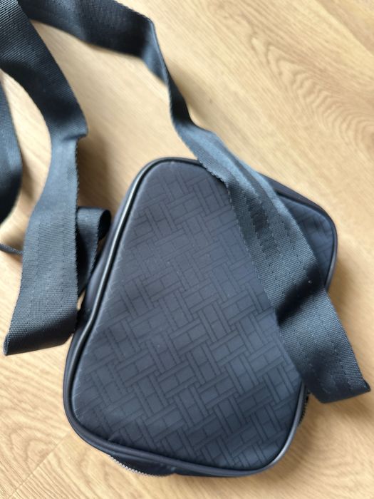 Reporter bag tommy hilfiger saszetka nerka nowa męska