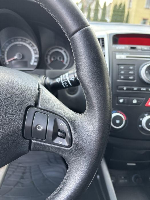 KIA CEED 1.4 90KM • 2010r • KLIMA • HAK • Podgrzewane fotel • BDB STAN