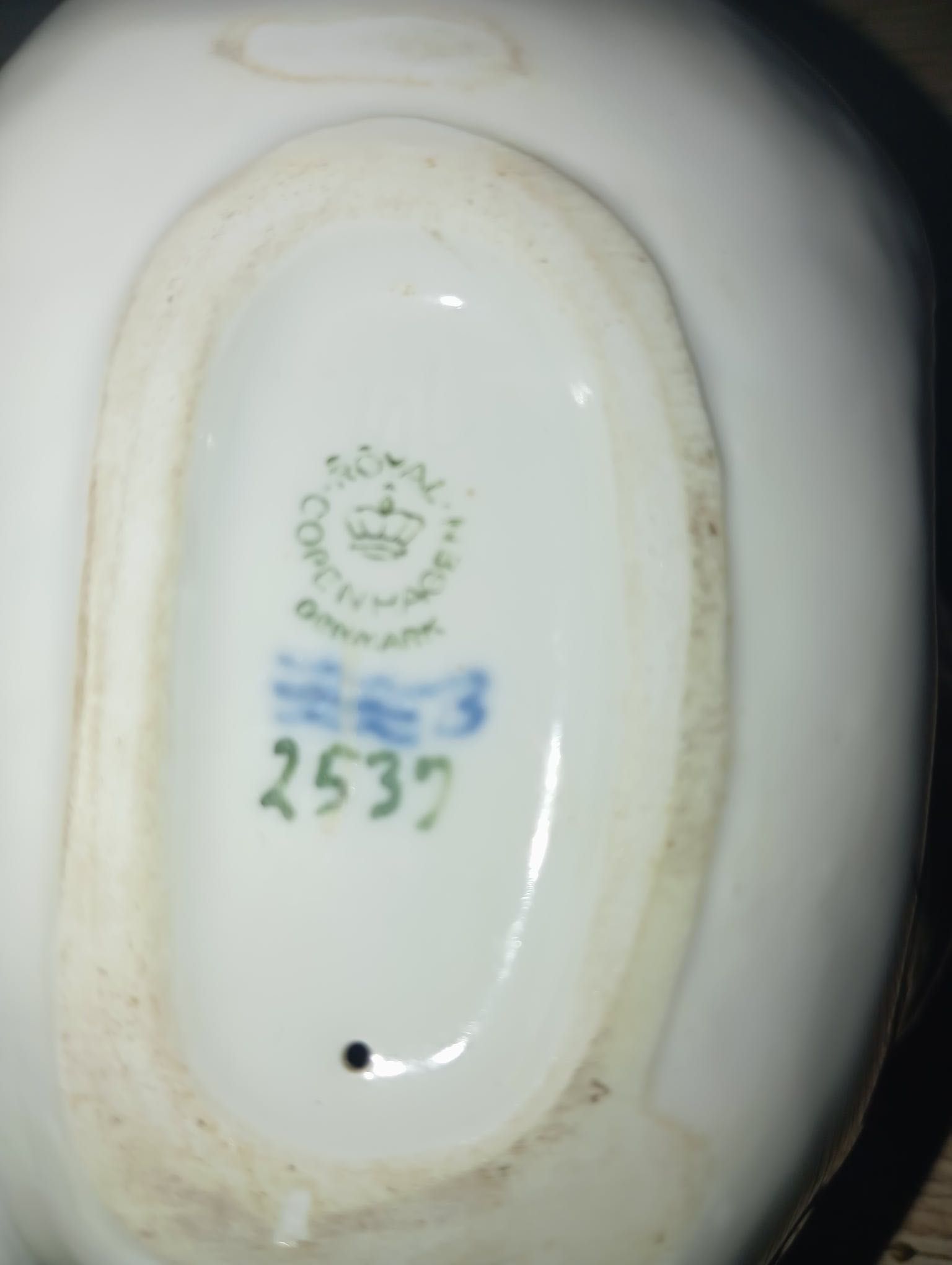 royal copenhagen niedzwiedz 2537