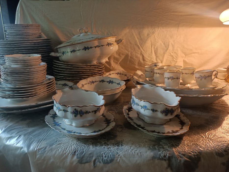 Stara porcelana , Racine Bavaria - zestaw obiadowy na kilkanaście osób