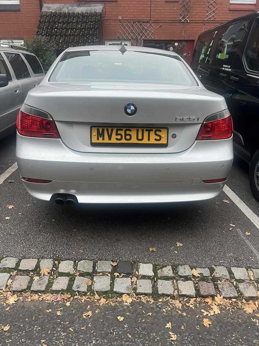 BMW E60 z małym przebiegiem i niską ceną - anglik.