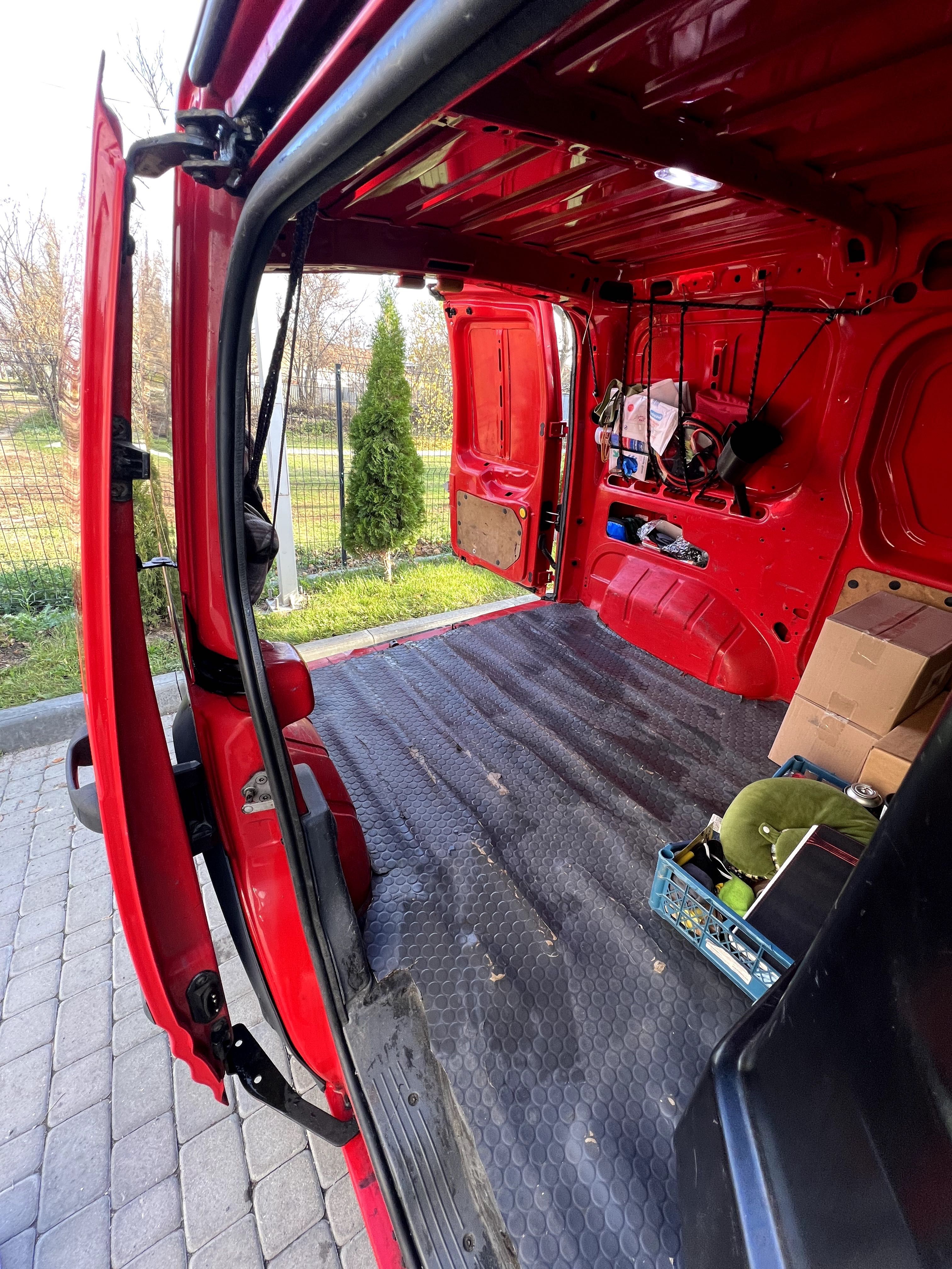 Продаю Ford Transit Connect