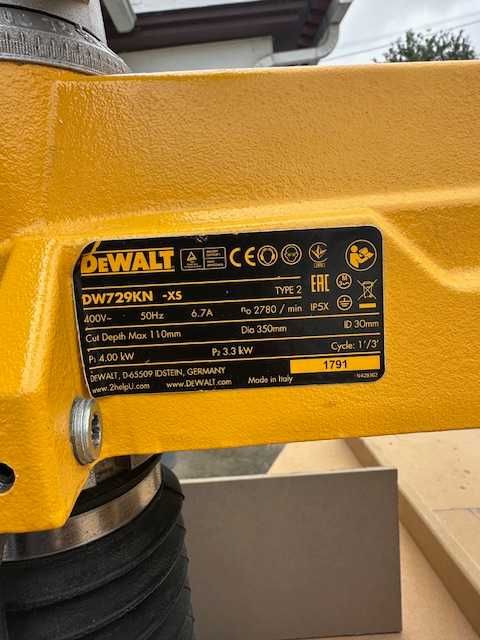 Serra Radial DeWALT
