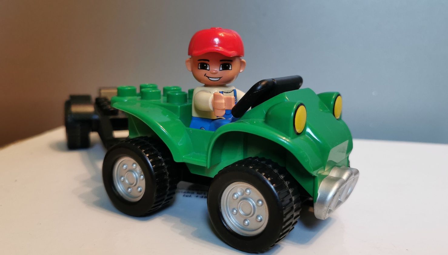 LEGO Duplo quad z przyczepką i kierowca