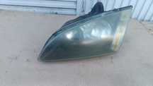Vendo farol esquerdo de Ford focus ano 2004/08