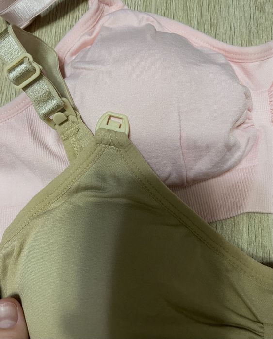 Жіночий топ для годування