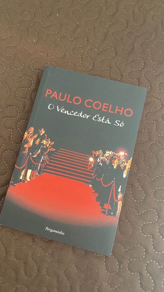 Paulo Coelho - O vencedor está só