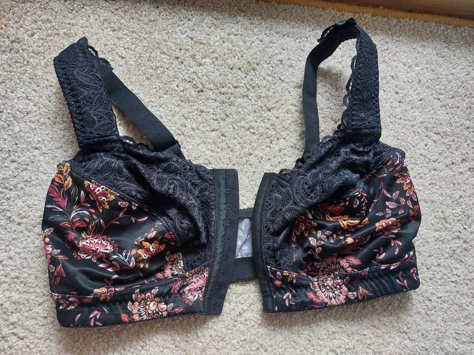 Biustonosz bezfiszbinowy Bonprix Collection | Rozmiar 90F45