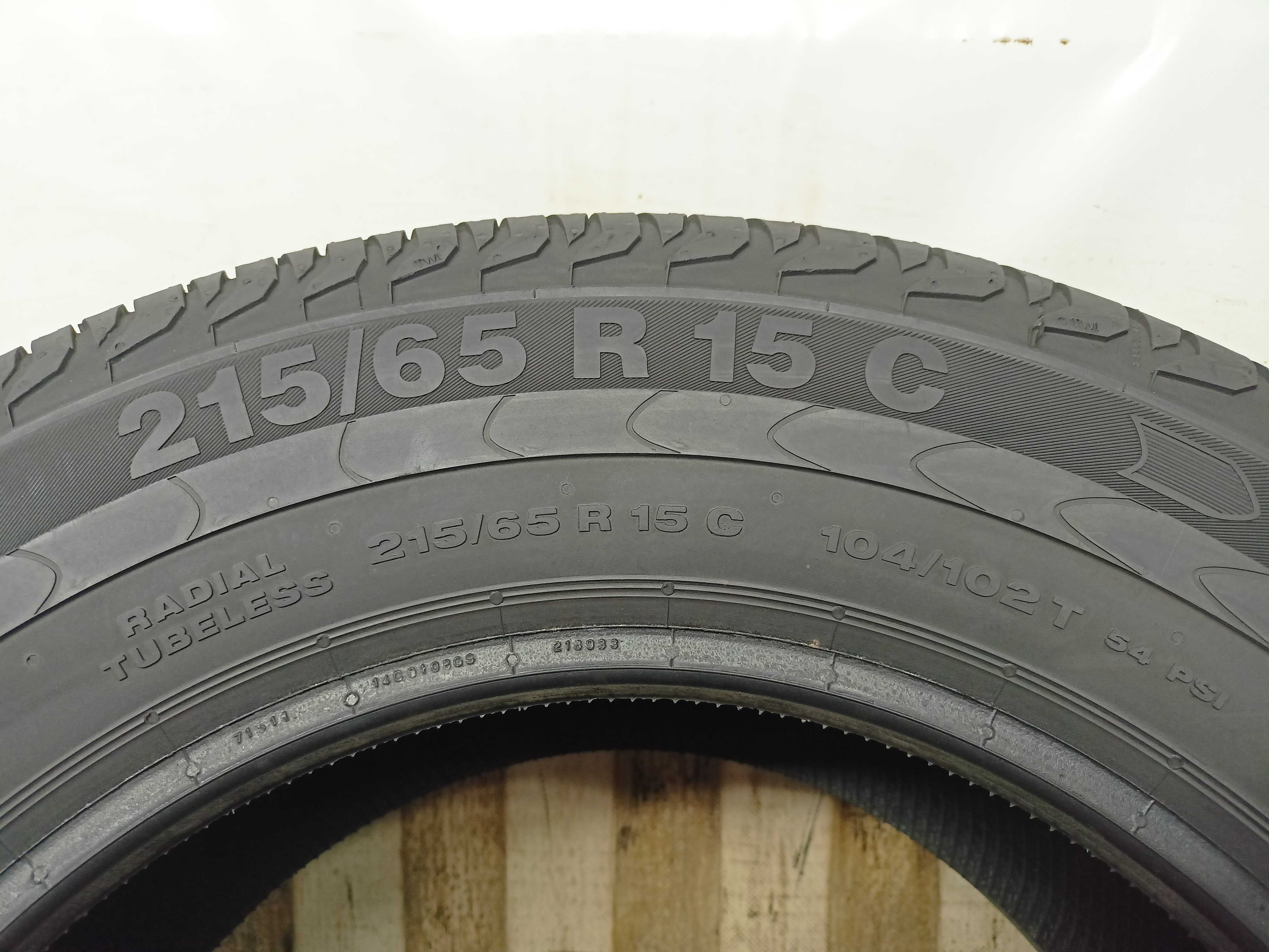 Continental Vanco 2 215/65/15C 2018r. 104/102T Nowe (1973)