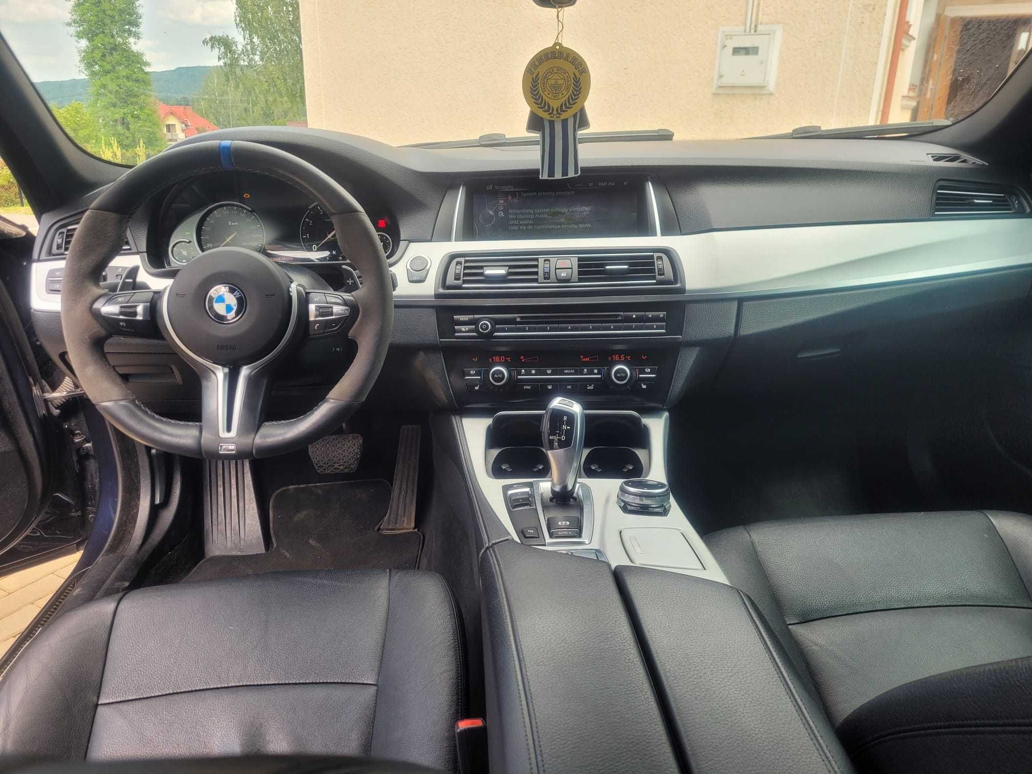 BMW Seria 5 520i Sport M-pakiet 2014 Rok