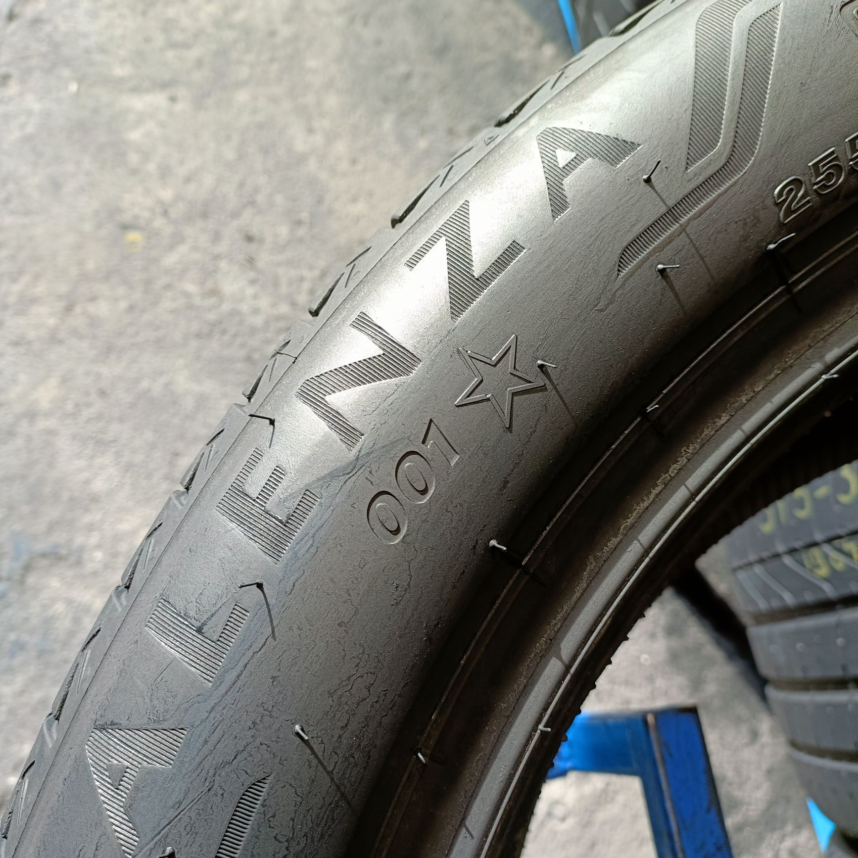 255/50r21 Bridgestone Alenza 001 z 2022r 5.5mm BMW