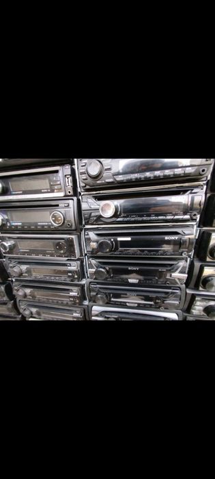 Оригінальна Автомагнітола