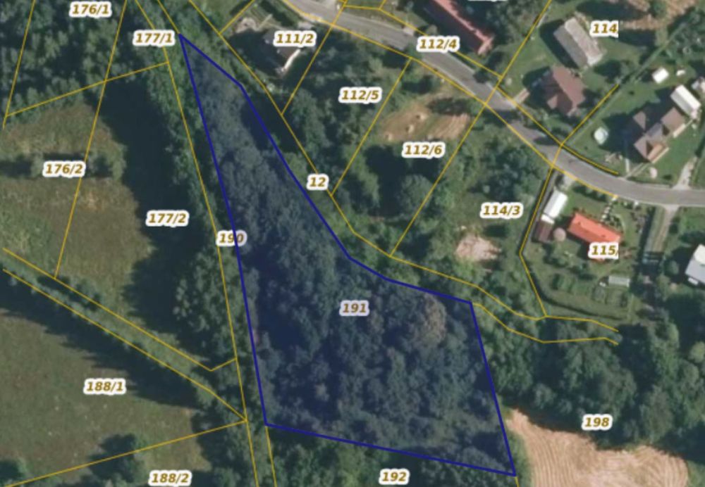 Sprzedam działkę z potencjałem w Wapiennym