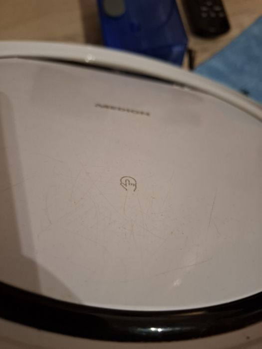 Robot sprzątający Medion odkurzacz myjący