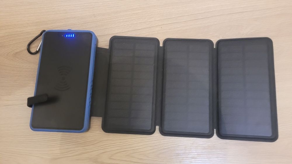 PowerBank 20000 mAh – ładowanie solarne + bezprzewodowe