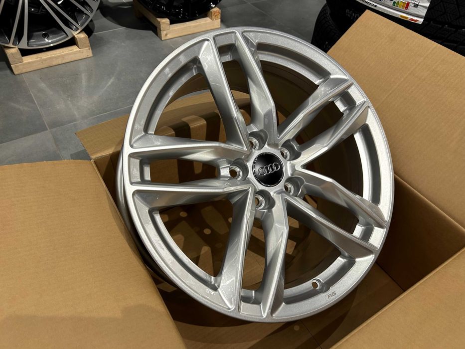 Oryginalne felgi 18 5x112 ET40 Audi A4 B8 B9 A6 C7 C8 Q5 8W0/601025BA
