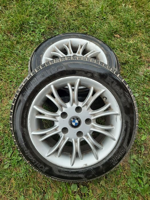 Пара коліс бмв 2шт. 5/120/15 на зимовій гумі