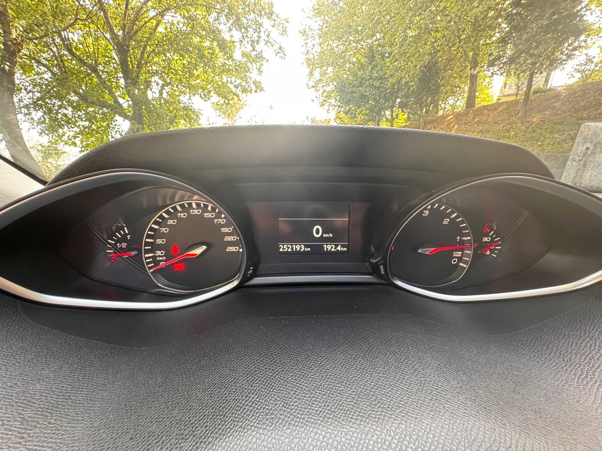 Peugeot 308 sw (T9) 1.6 allure 2016