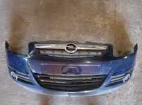 Opel Corsa D Zderzak z grillem 5 drzwi