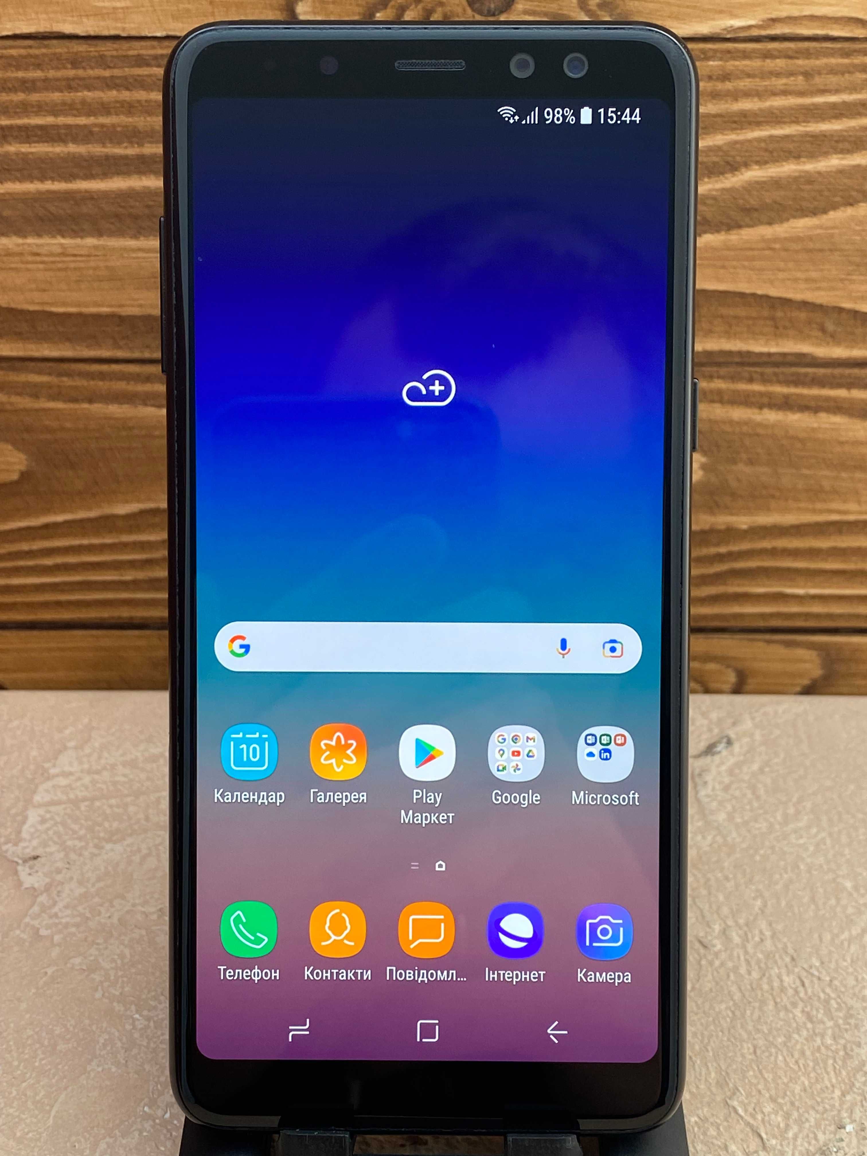 Смартфон Samsung Galaxy A8 A530F 32 Gb (15647) Super AMOLED