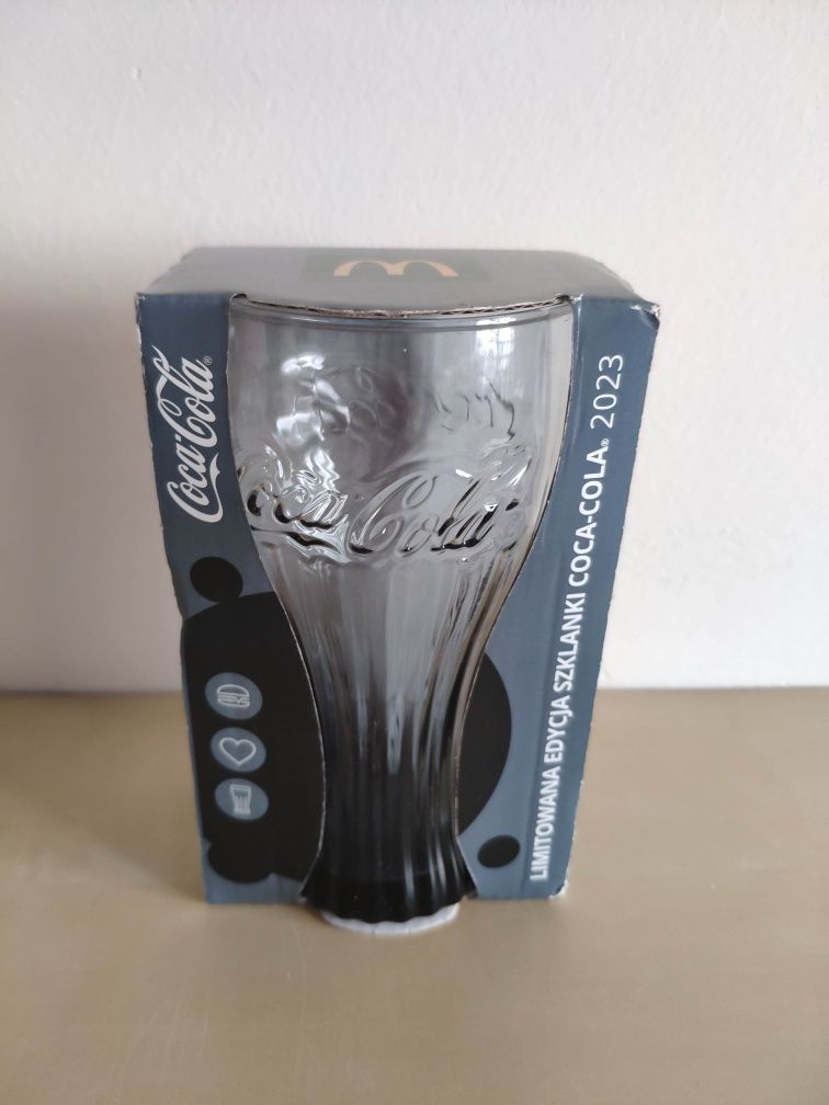 Kolekcjonerska szklanka Coca Cola z 2023r.
