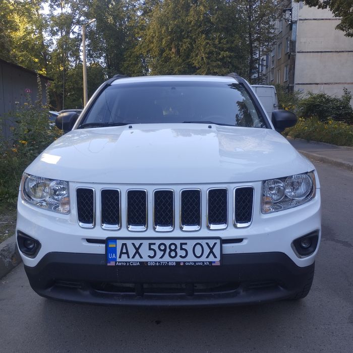 Джип компасс 15 год 2.5 газ/бензин