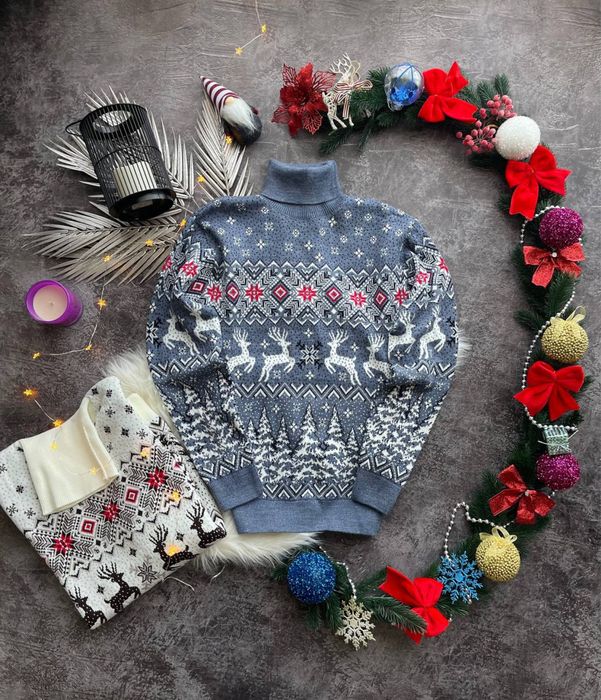 Світер з оленями Новорічний світер