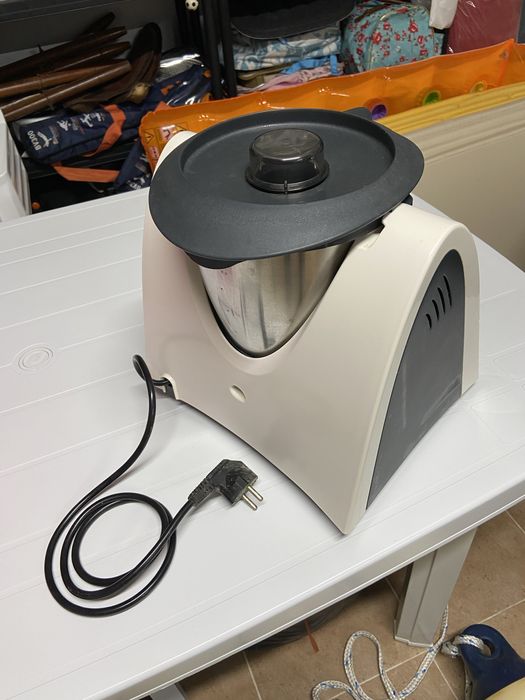 Bimby TM31 2,0000L e respetivos acessórios