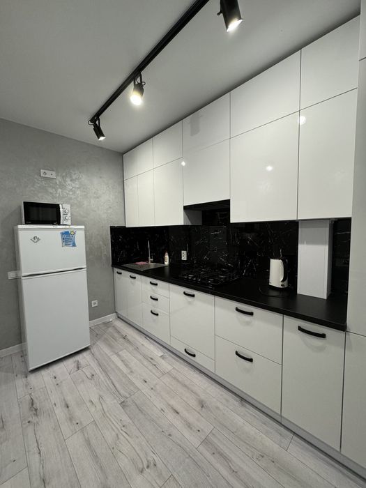 Оренда квартири вул Миколаївська 27