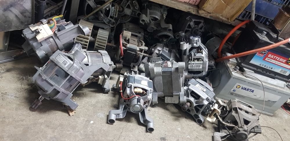 мотори стіралок різні