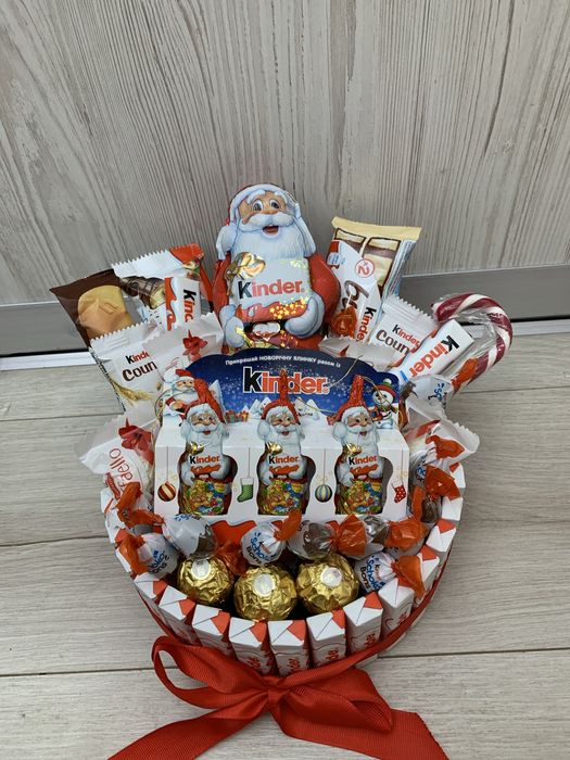 Подарункові бокси до святого миколая солодкі бокси