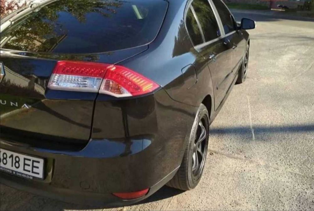 Renault Laguna lll 2008 1.5dci 6ст мех кожа чёрная на чёрном