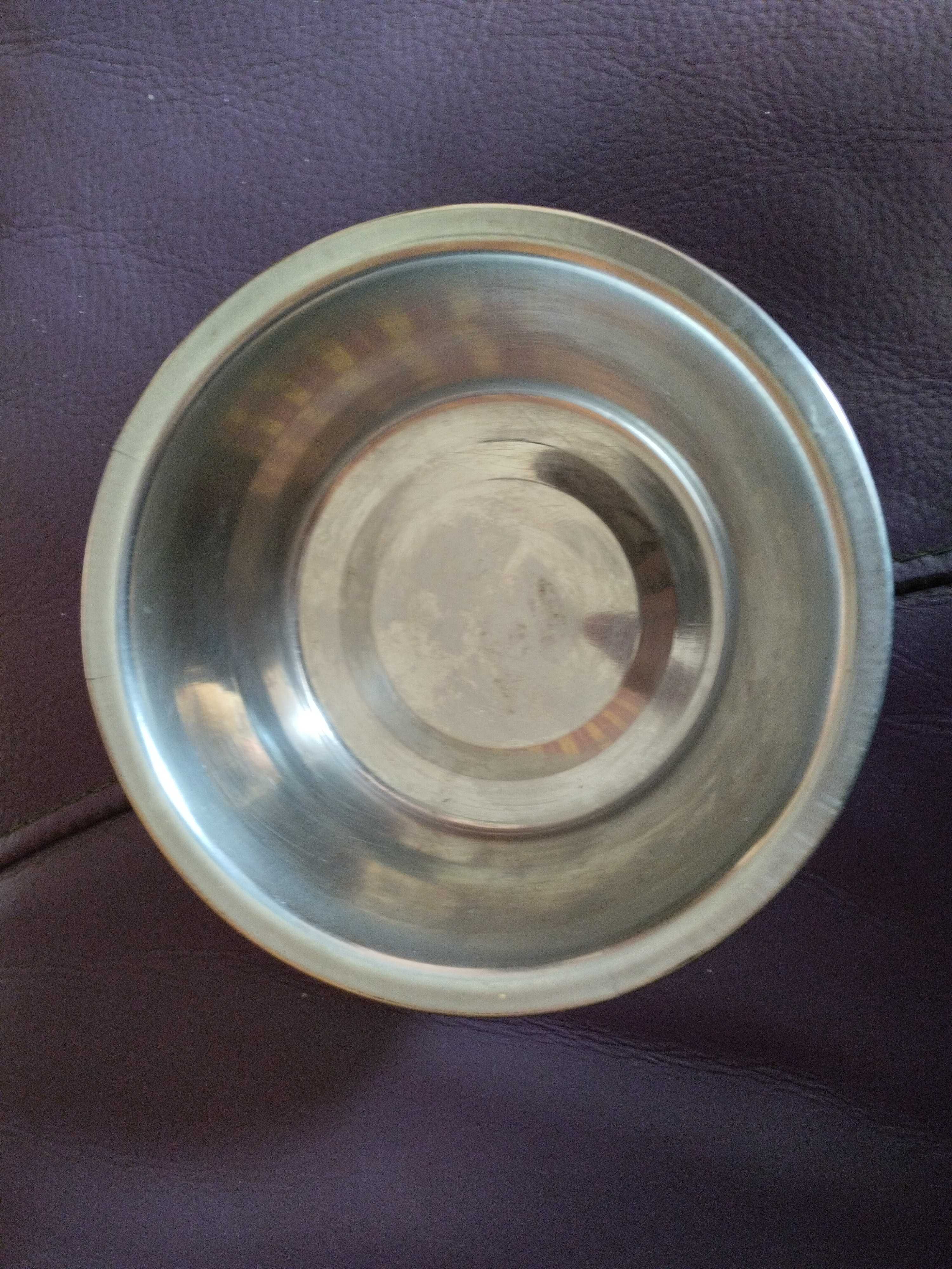 ceramiczna miska dla zwierzaka