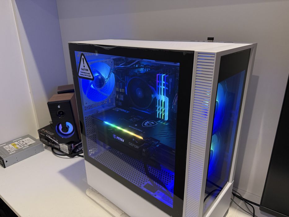 Torre de Gaming Ryzen 7+RTX 3060Ti+32Gb para quaquer jogos