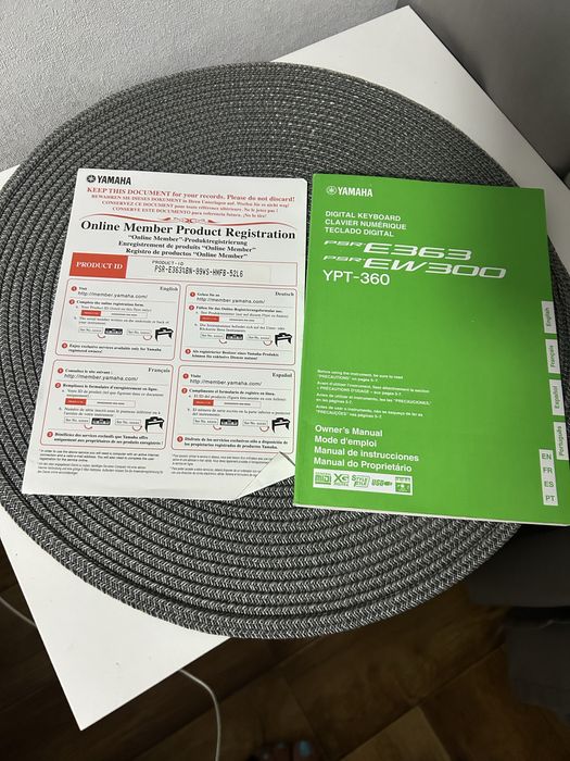 Продам синтезатор Yamaha PSR-E363 + стійка, адаптер і педаль