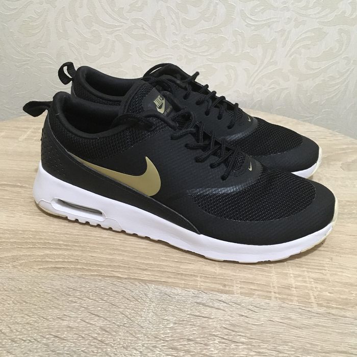 Кросівки Nike  air max thea