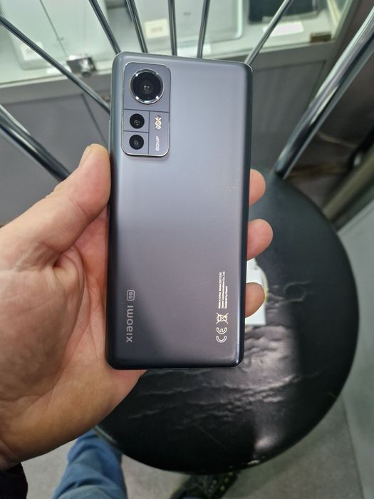 Флагман Xiaomi 12 8+4/128 Глобал Snap gen 1