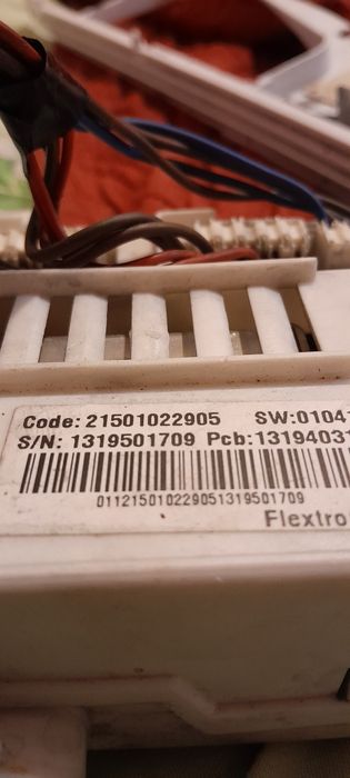 Плата управления для стиральной машины Indesit WISL103