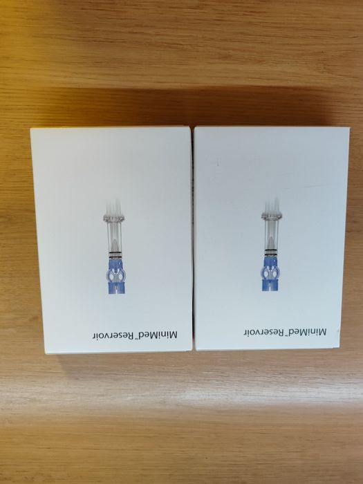 Zbiorniczki do pompy medtronic