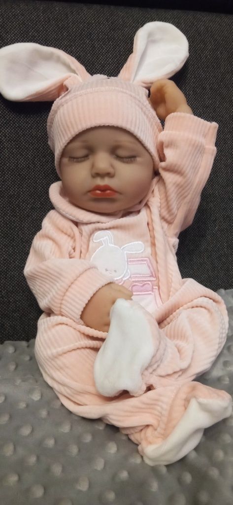 Lalka reborn realistyczna na różne okazje