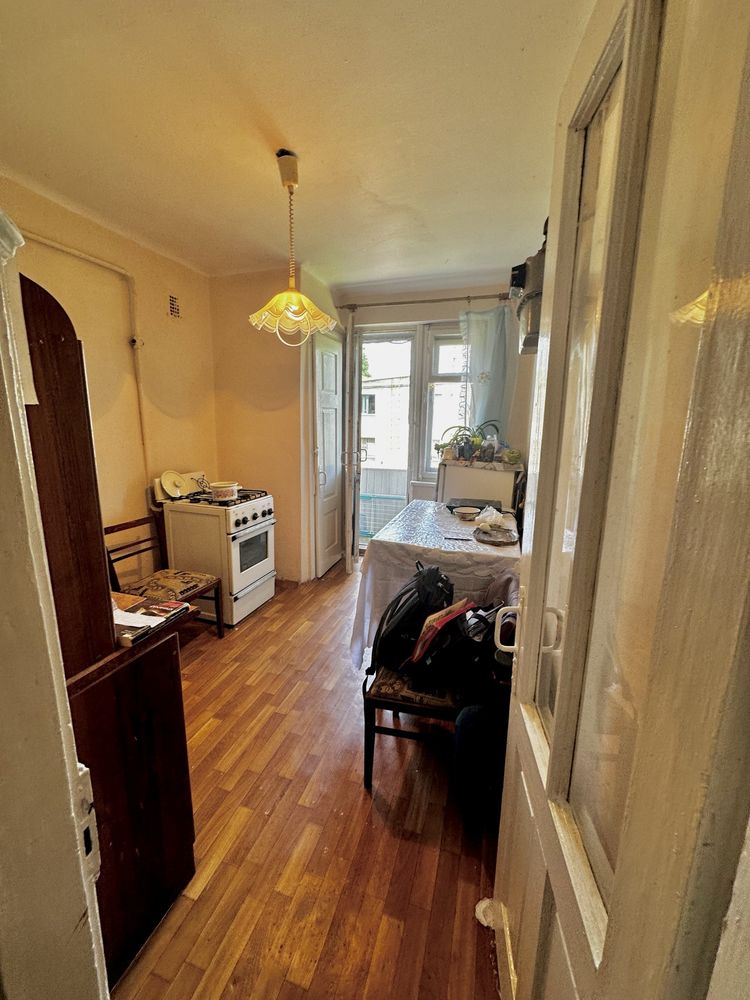 Продаж 2-кімнатна квартира в центрі м. Жидачів, вул. Клубна, 1 (парк)
