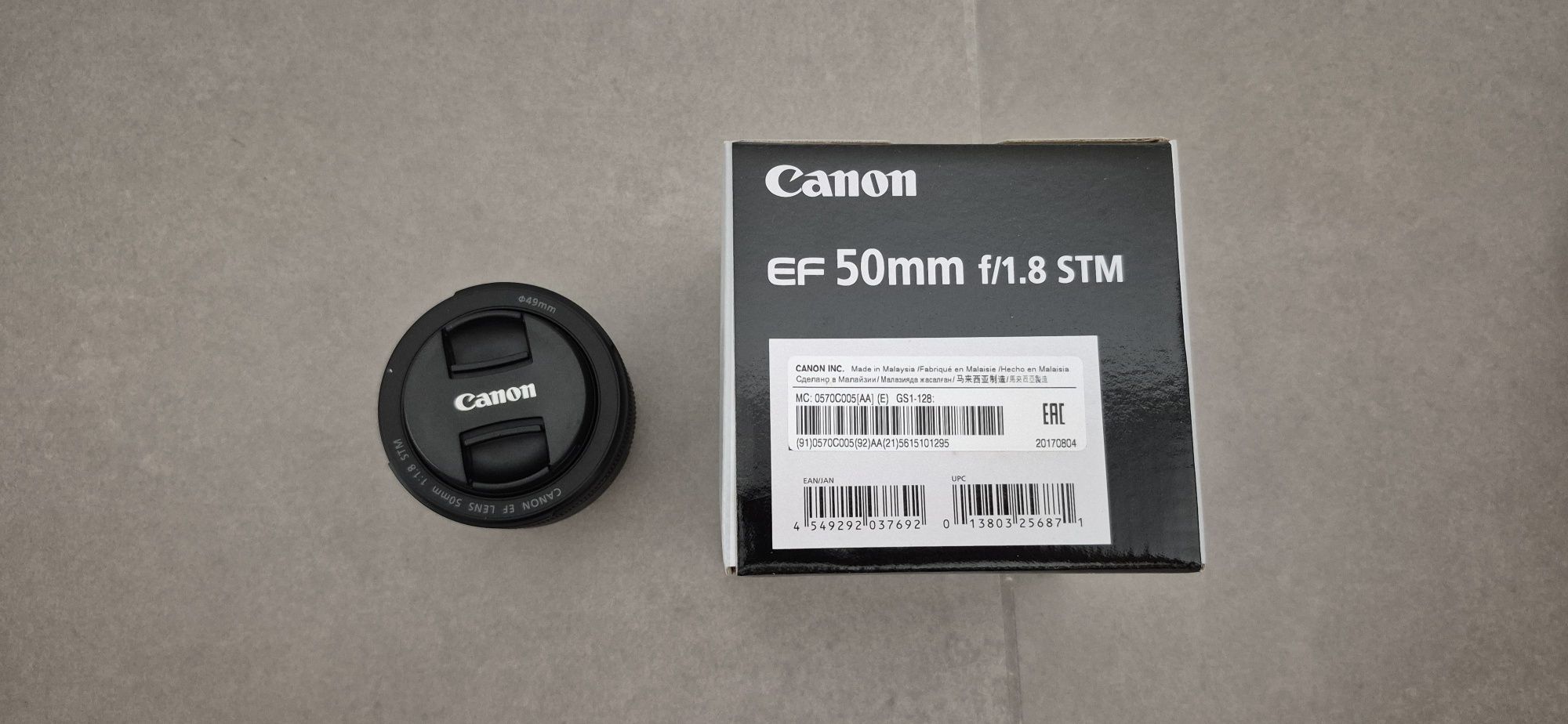 Canon 1300D + 50mm + comando disparo + mala