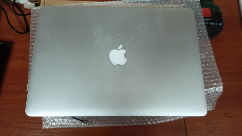 Retina 2014 A1398 крышка дисплей под ремонт