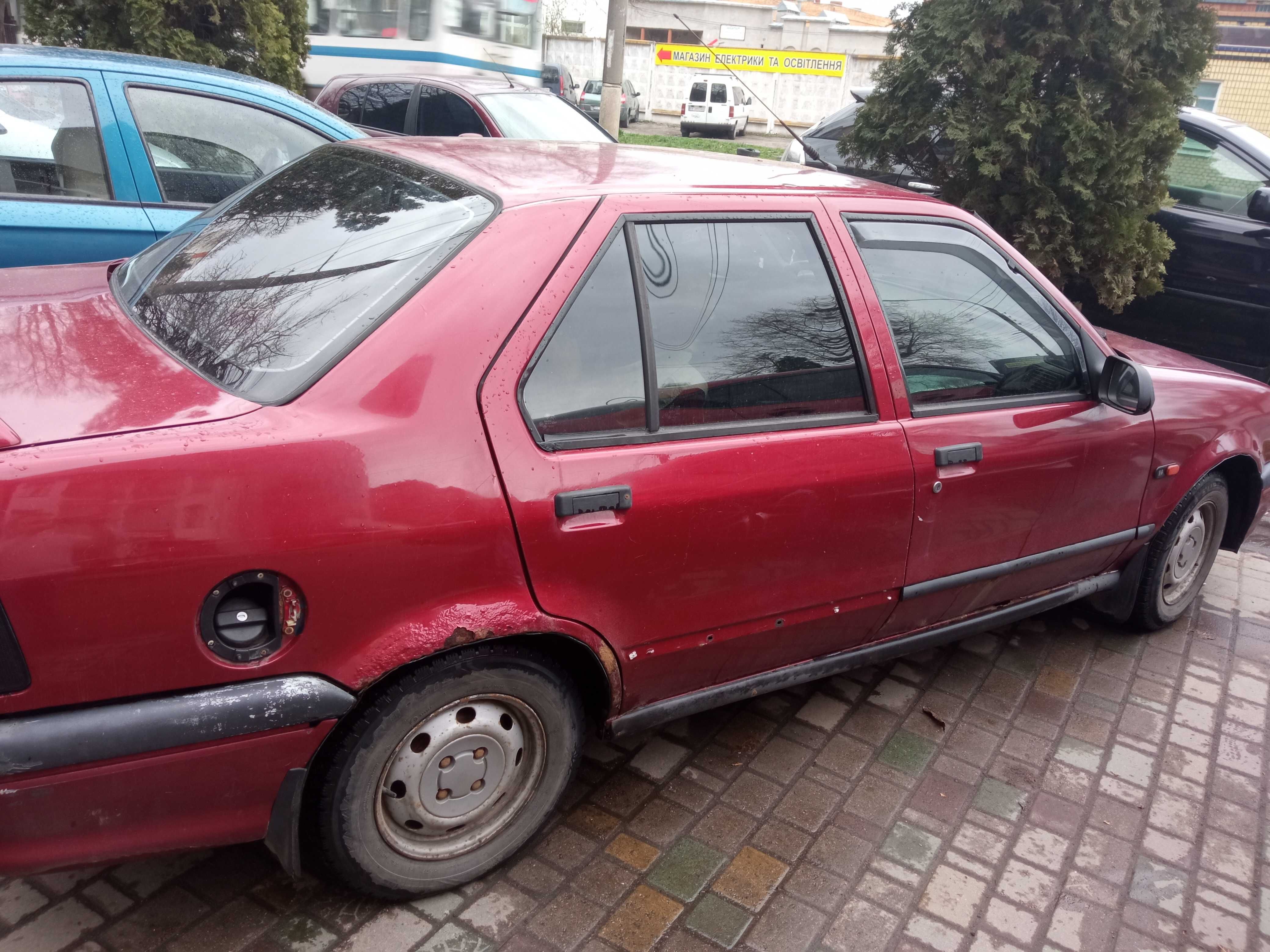 Renault 19. 1.4 1998