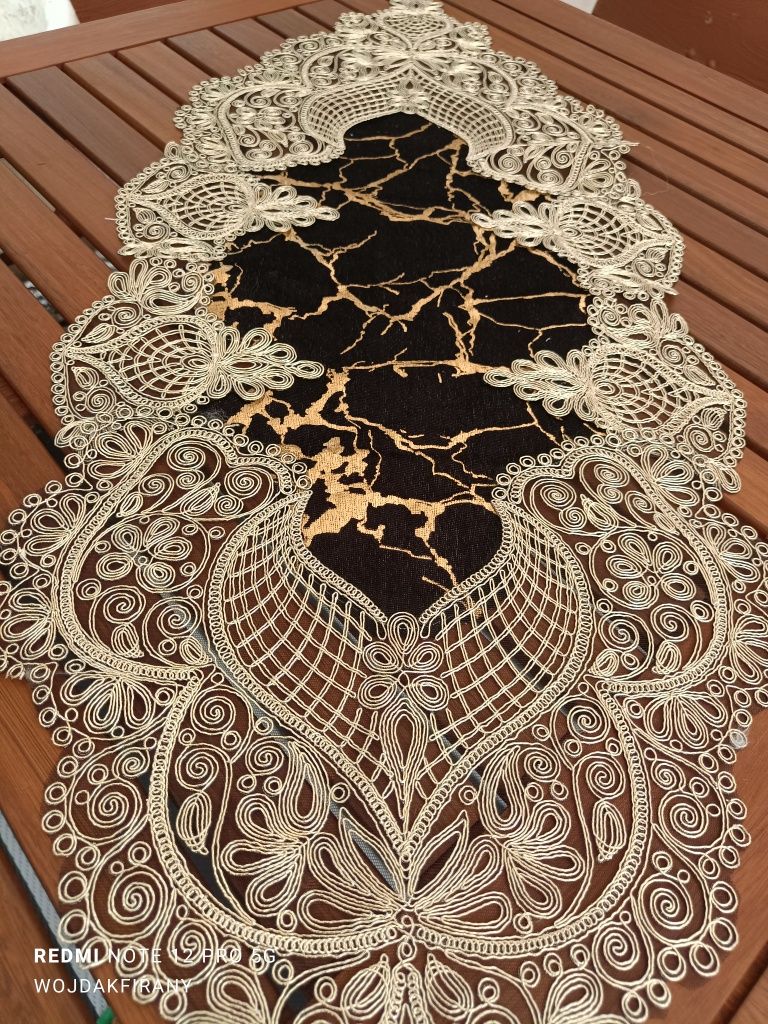Bieżnik nowy welur złota gipiura 90x40cm