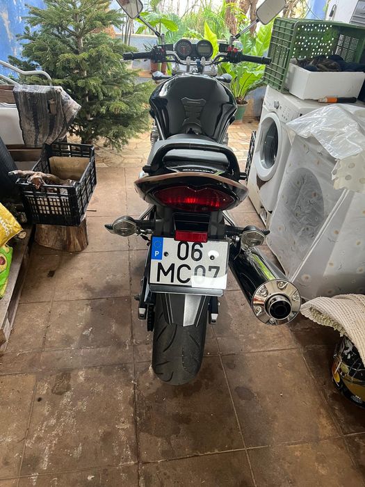 Vendo mota Suzuki bandit 2011